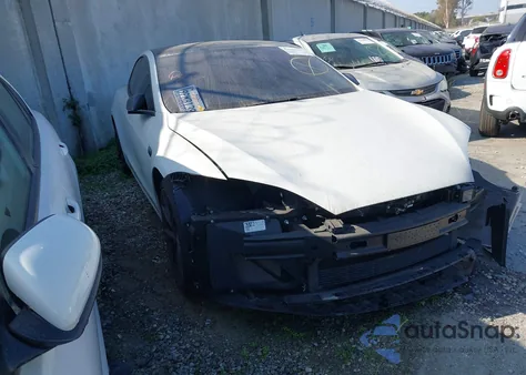 2019 Tesla Model S 100D/75D/Long Range/Standard Range from USA, damaged, VIN 5YJSA1E25KF347933